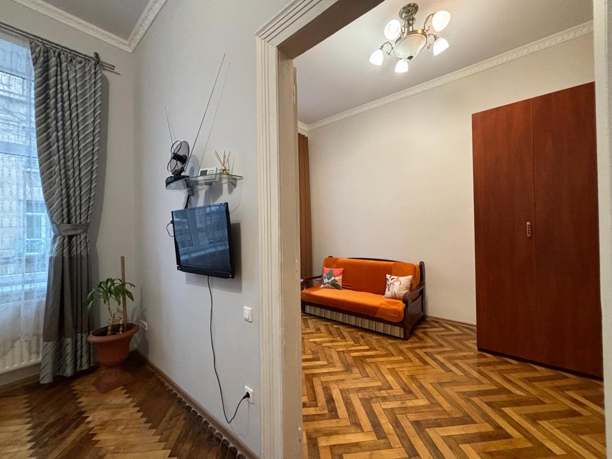 Айстра Apartment Lviv Exterior photo